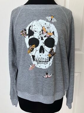 NWOT Wildfox Couture “Moth Skull” Sommers Graphic Sweatshirt Heather Grey Sz. M